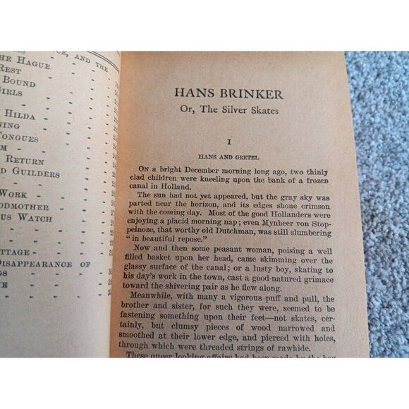 Hans Brinker or the Silver Skates (A Story of Life in Holland) With Dust Jacket - Picture 8 of 13